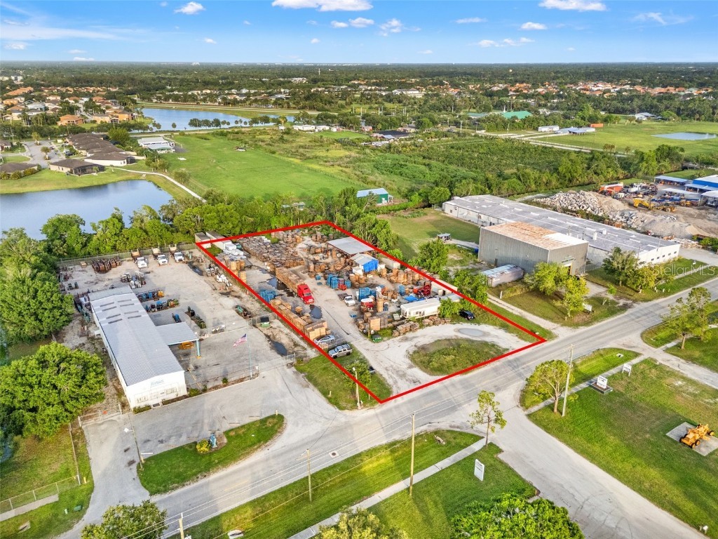 6755 33rd Street E Sarasota FL 34243 TB8359403 image9