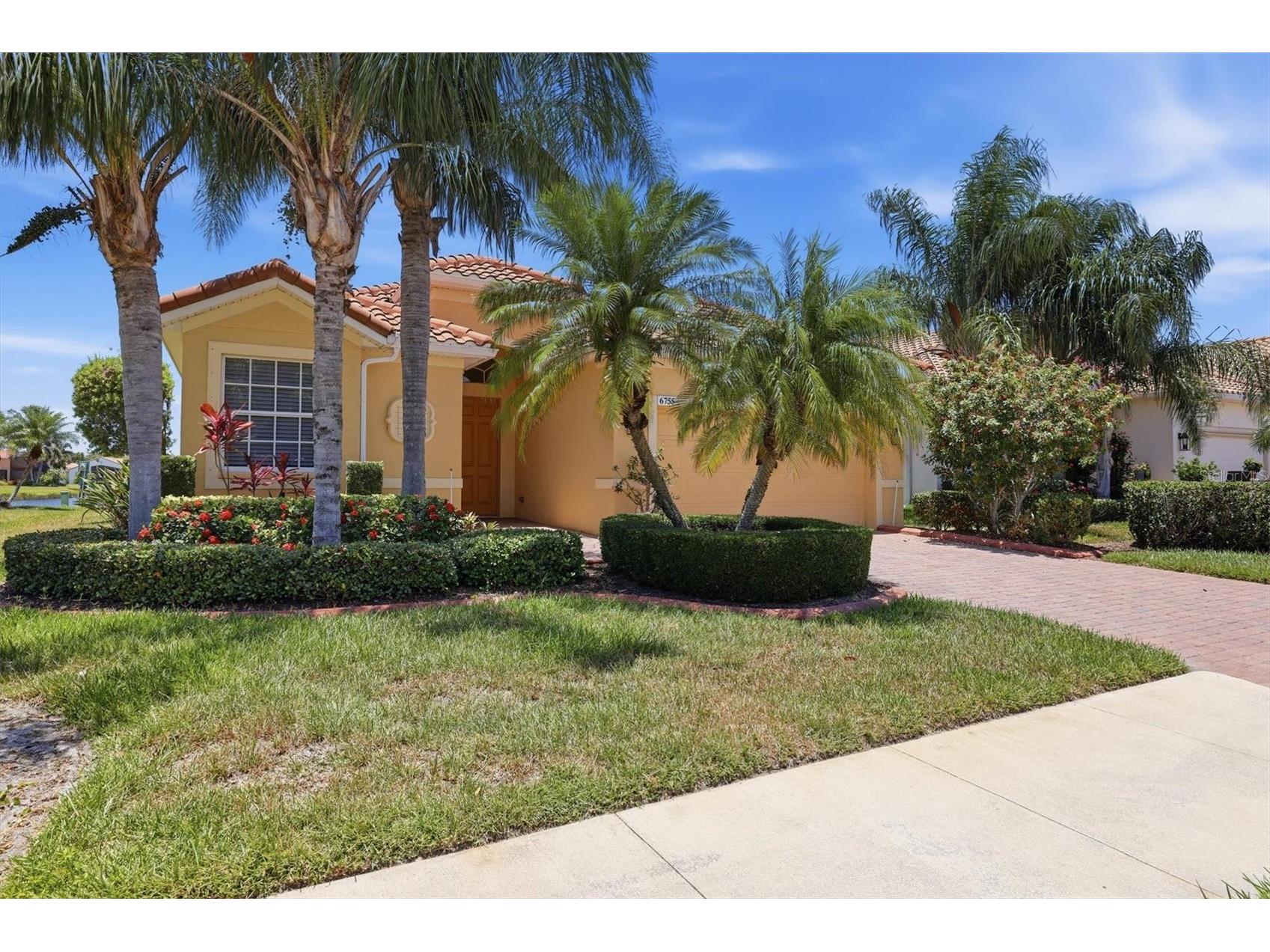 6755 41st Street Circle E Sarasota FL 34243 A4698079 image1