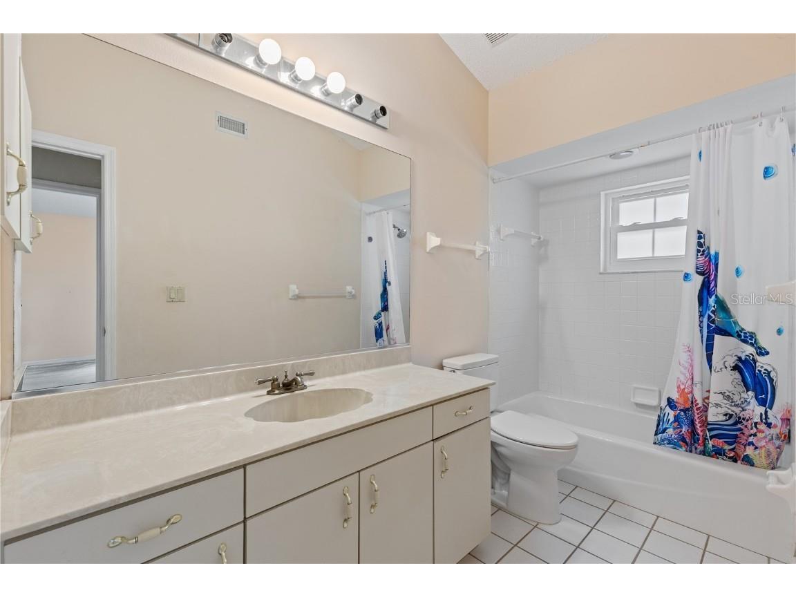 6755 Approach Road #31 Sarasota FL 34238 A4655377 image32