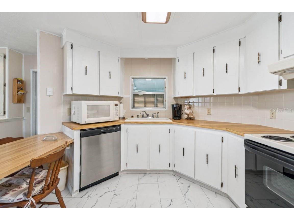 6756 Kensington Drive NE Winter Haven FL 33881 - LAKE HENRY L4957707 image12