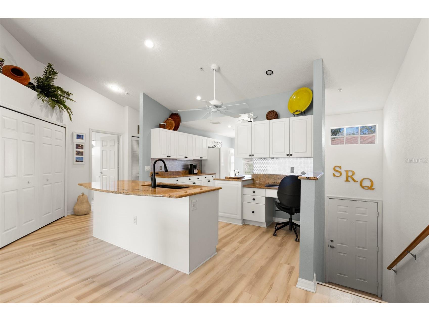 6758 Fairview Terrace Bradenton FL 34203 A4686217 image3