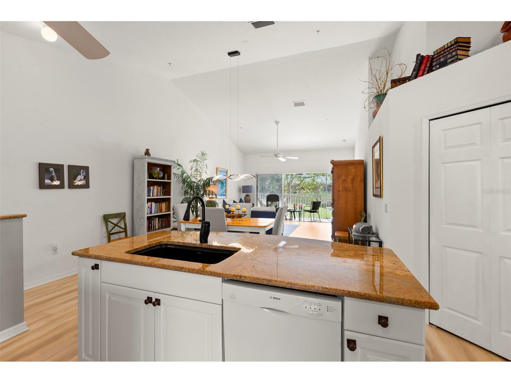 6758 Fairview Terrace Bradenton FL 34203 A4686217 image9