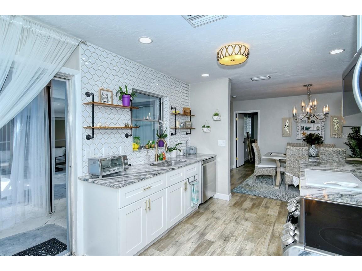 6758 S Lockwood Ridge Road Sarasota FL 34231 A4549439 image17