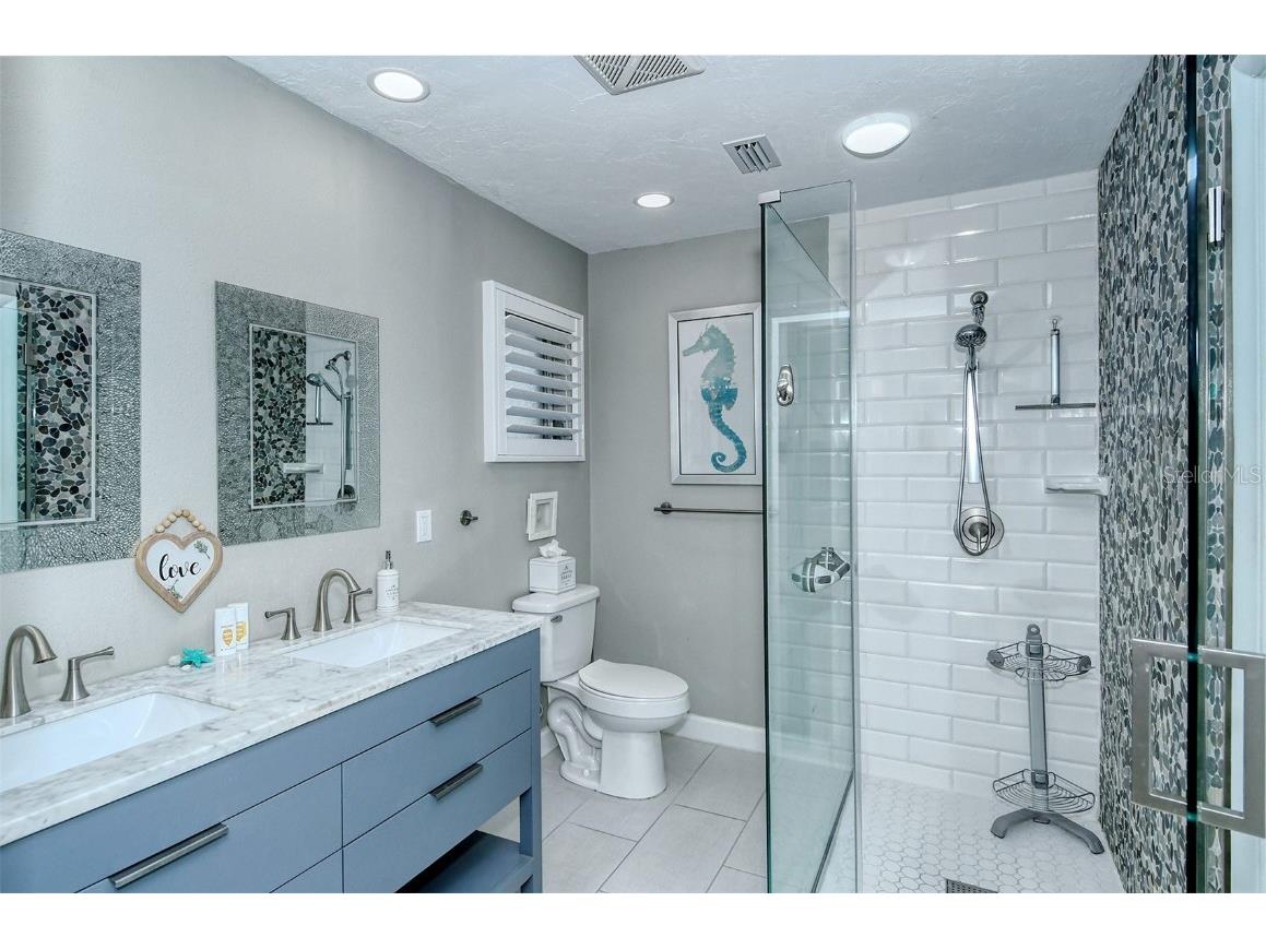 6758 S Lockwood Ridge Road Sarasota FL 34231 A4549439 image23