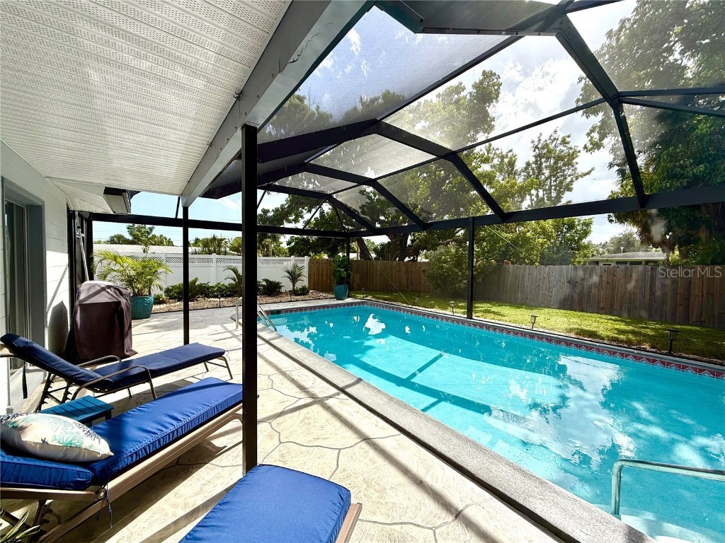 6758 S Lockwood Ridge Road Sarasota FL 34231 A4549439 image37