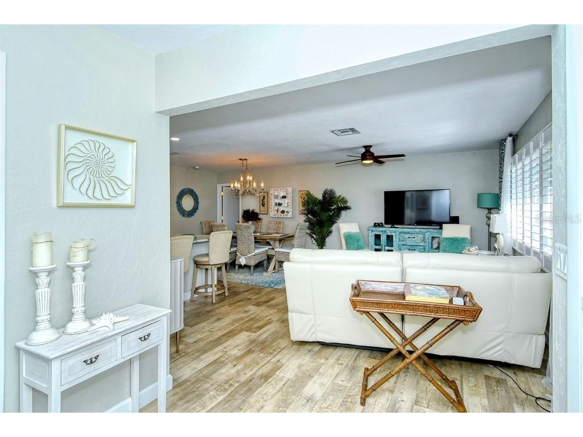 6758 S Lockwood Ridge Road Sarasota FL 34231 A4549439 image4