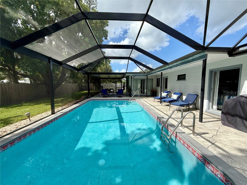 6758 S Lockwood Ridge Road Sarasota FL 34231 A4549439 image40