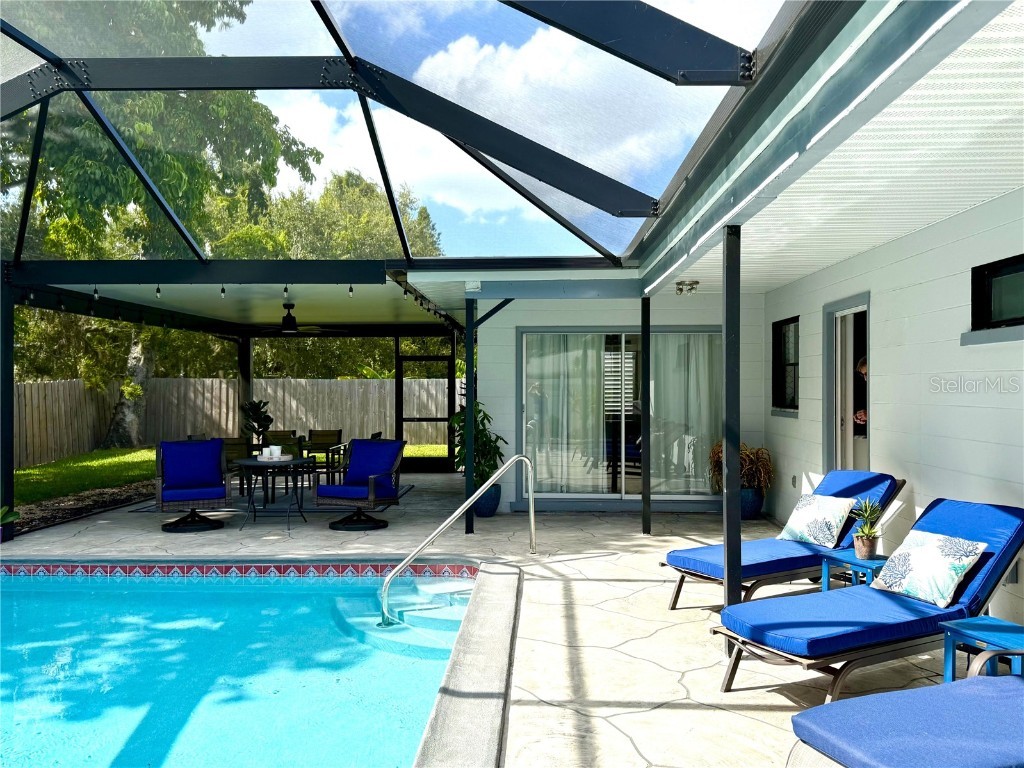 6758 S Lockwood Ridge Road Sarasota FL 34231 A4549439 image43