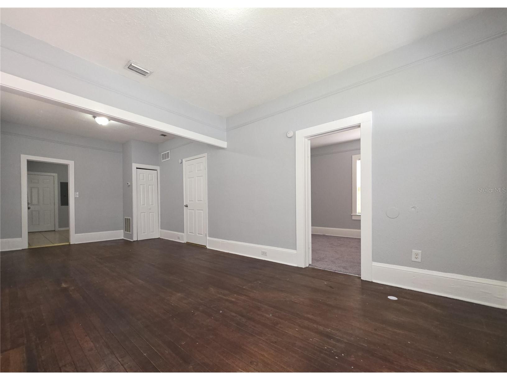 676 Bridal Avenue Jacksonville FL 32205 TB8506663 image2