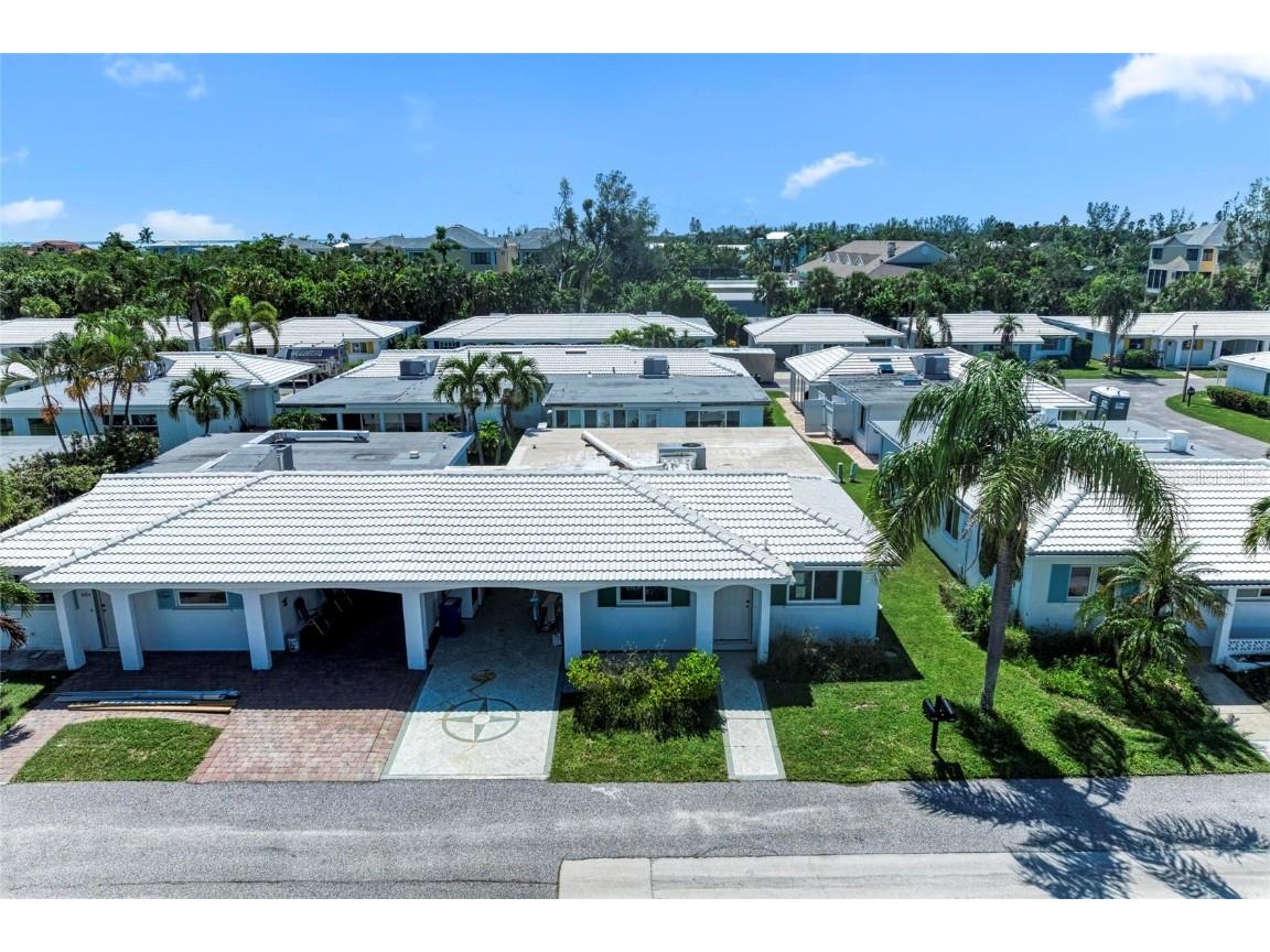 676 El Centro Longboat Key FL 34228 A4663171 image1