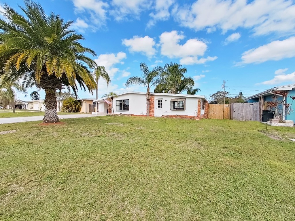 676 Orangewood Drive Dunedin FL 34698 U8189321 image1
