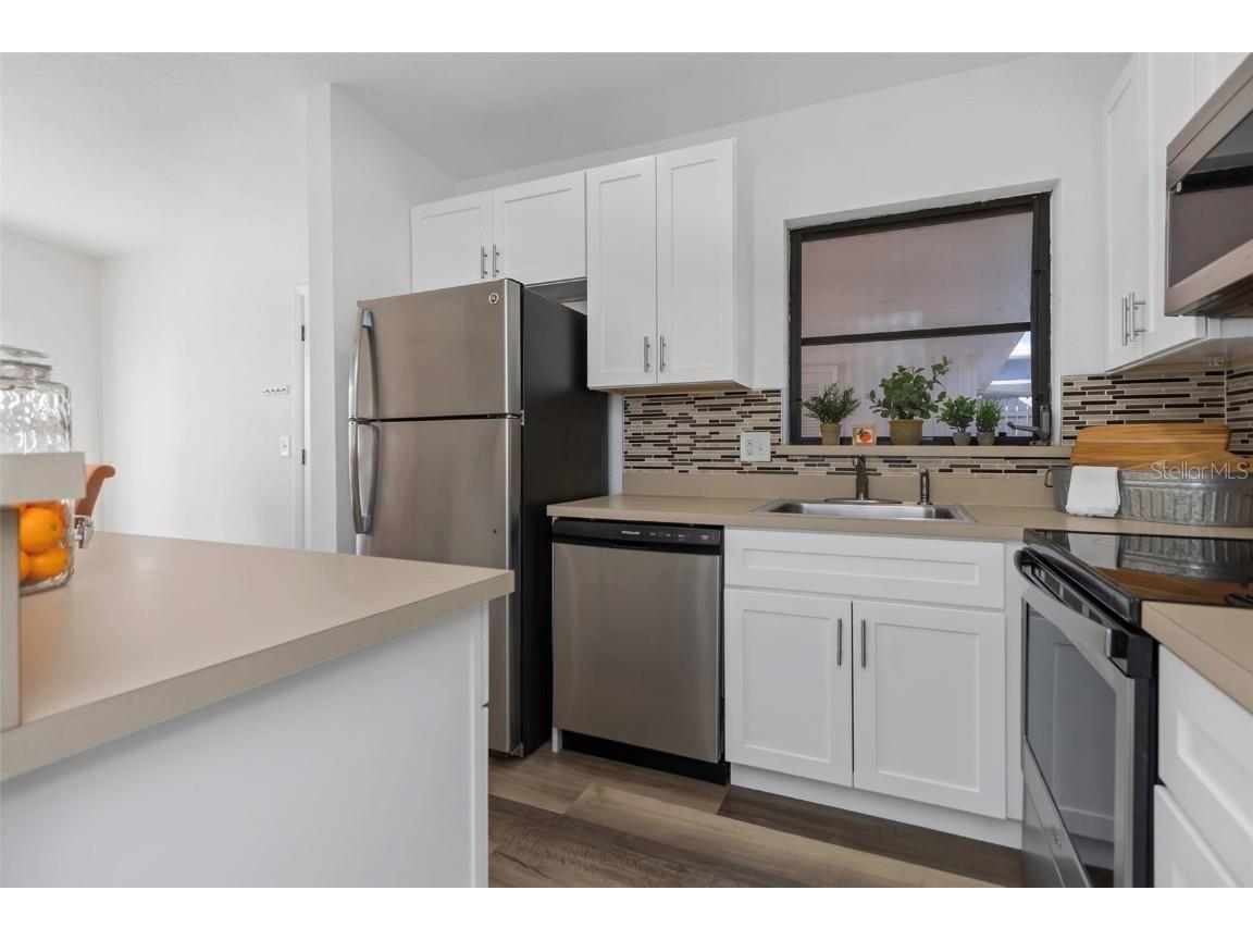 676 Orangewood Drive Dunedin FL 34698 TB8436191 image12