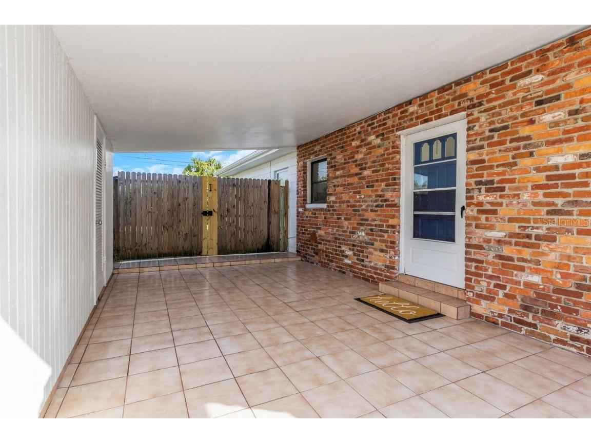 676 Orangewood Drive Dunedin FL 34698 TB8436191 image36