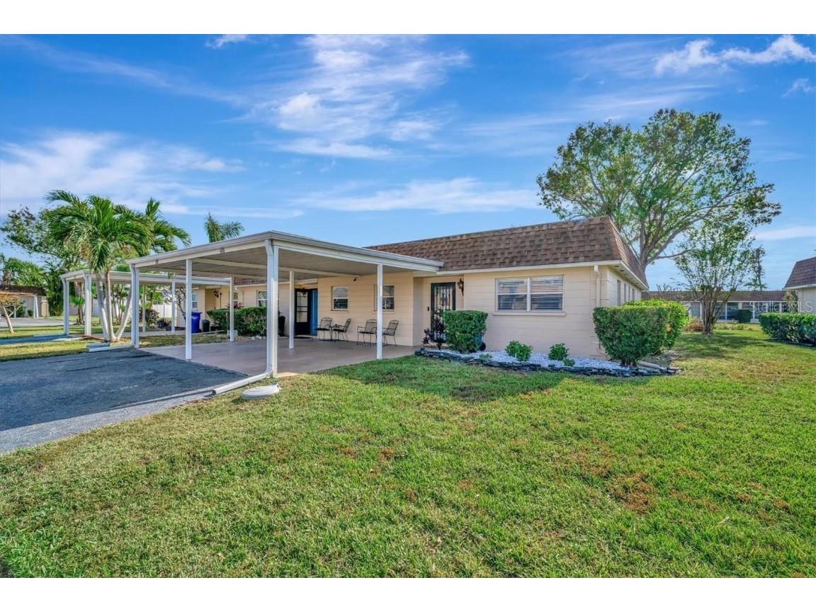 676 Park Circle Bradenton FL 34207 A4631596 image1