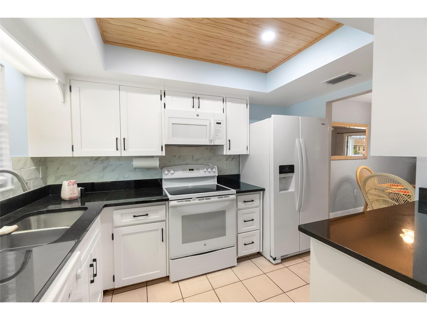 676 Park Circle Bradenton FL 34207 A4692525 image4