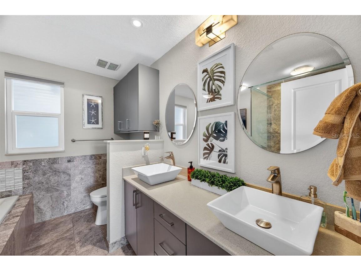 6760 29th Street S Saint Petersburg FL 33712 - TAMPA BAY TB8445586 image14