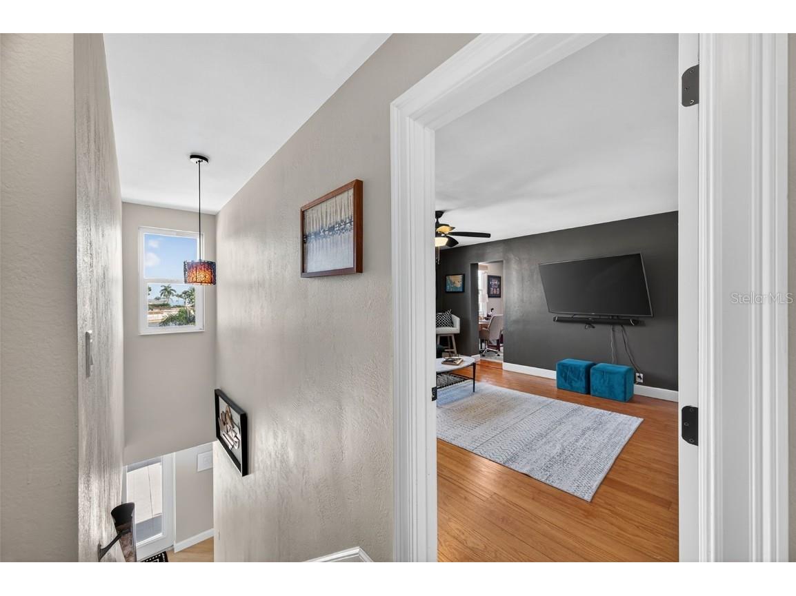 6760 29th Street S Saint Petersburg FL 33712 - TAMPA BAY TB8445586 image25