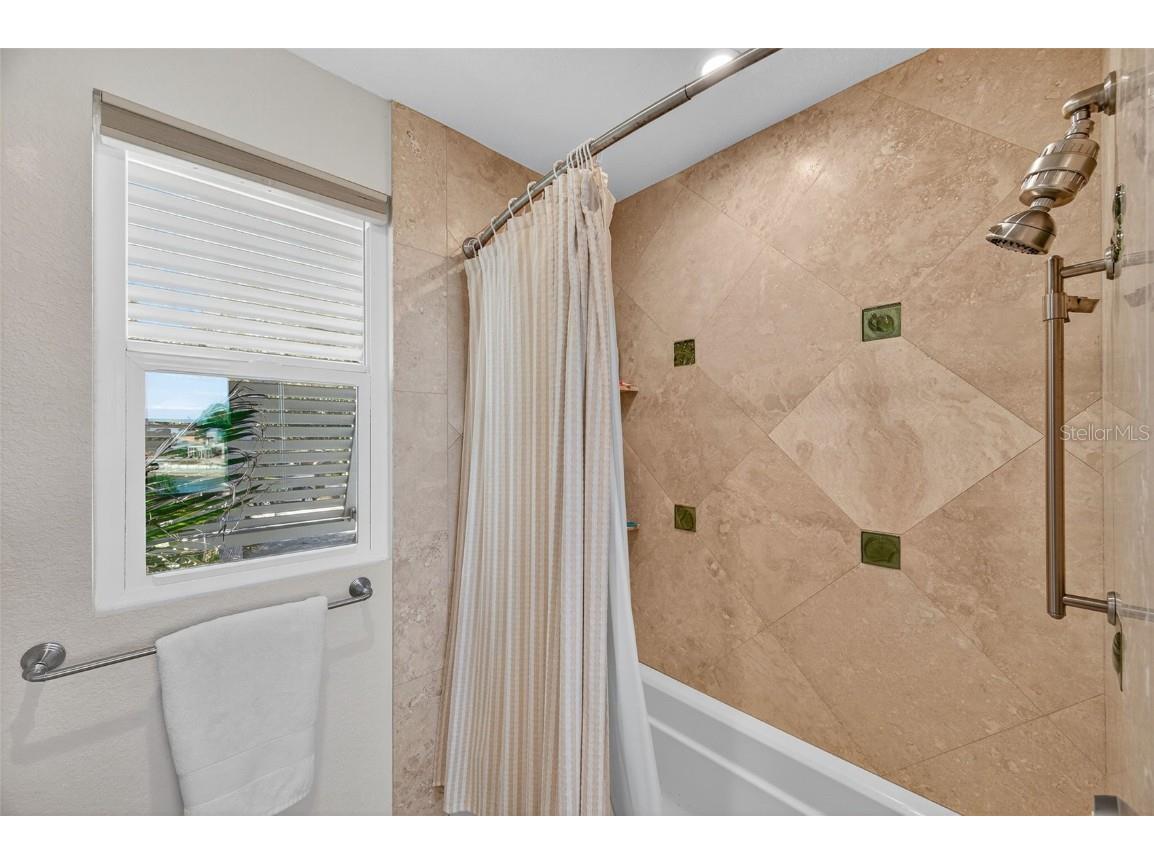 6760 29th Street S Saint Petersburg FL 33712 - TAMPA BAY TB8445586 image38