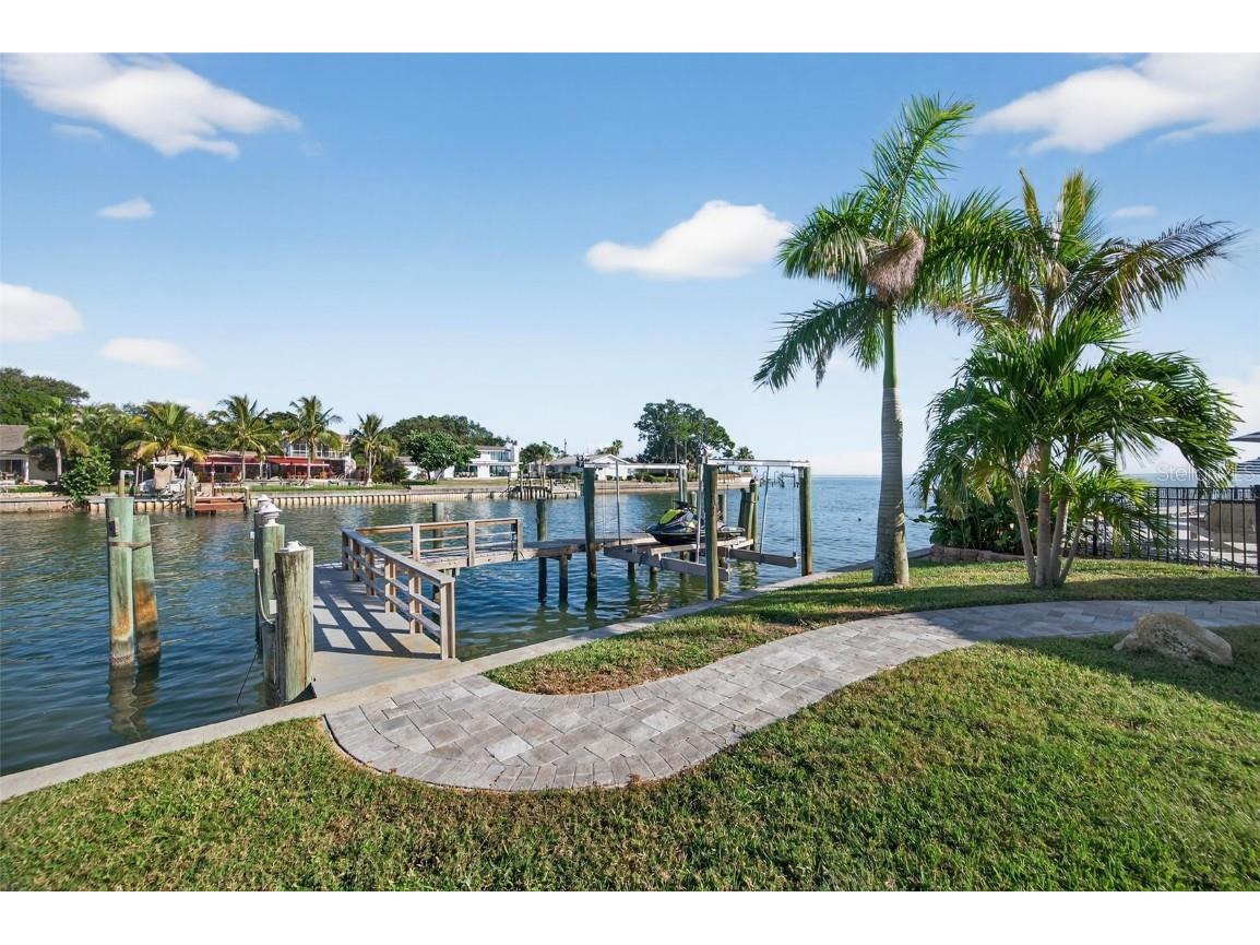 6760 29th Street S Saint Petersburg FL 33712 - TAMPA BAY TB8445586 image62