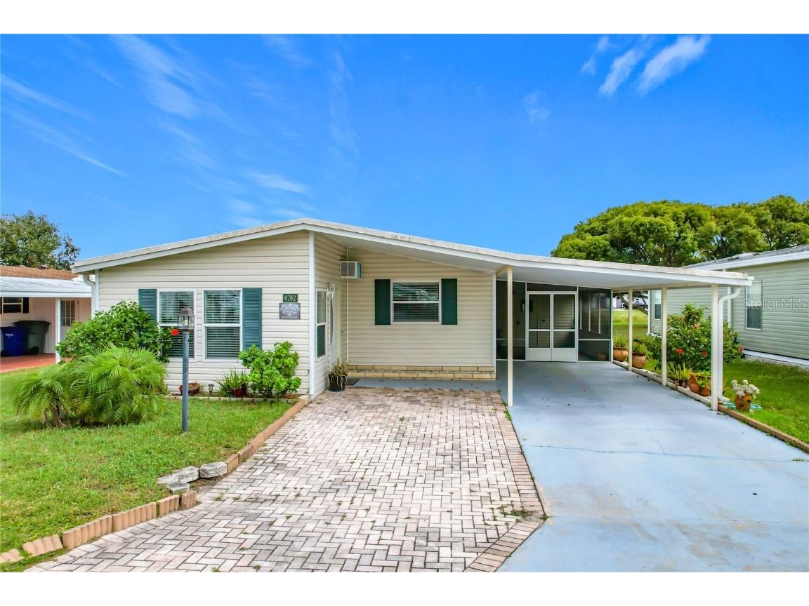 6762 Brentwood Drive NE Winter Haven FL 33881 - LAKE HENRY P4932683 image1