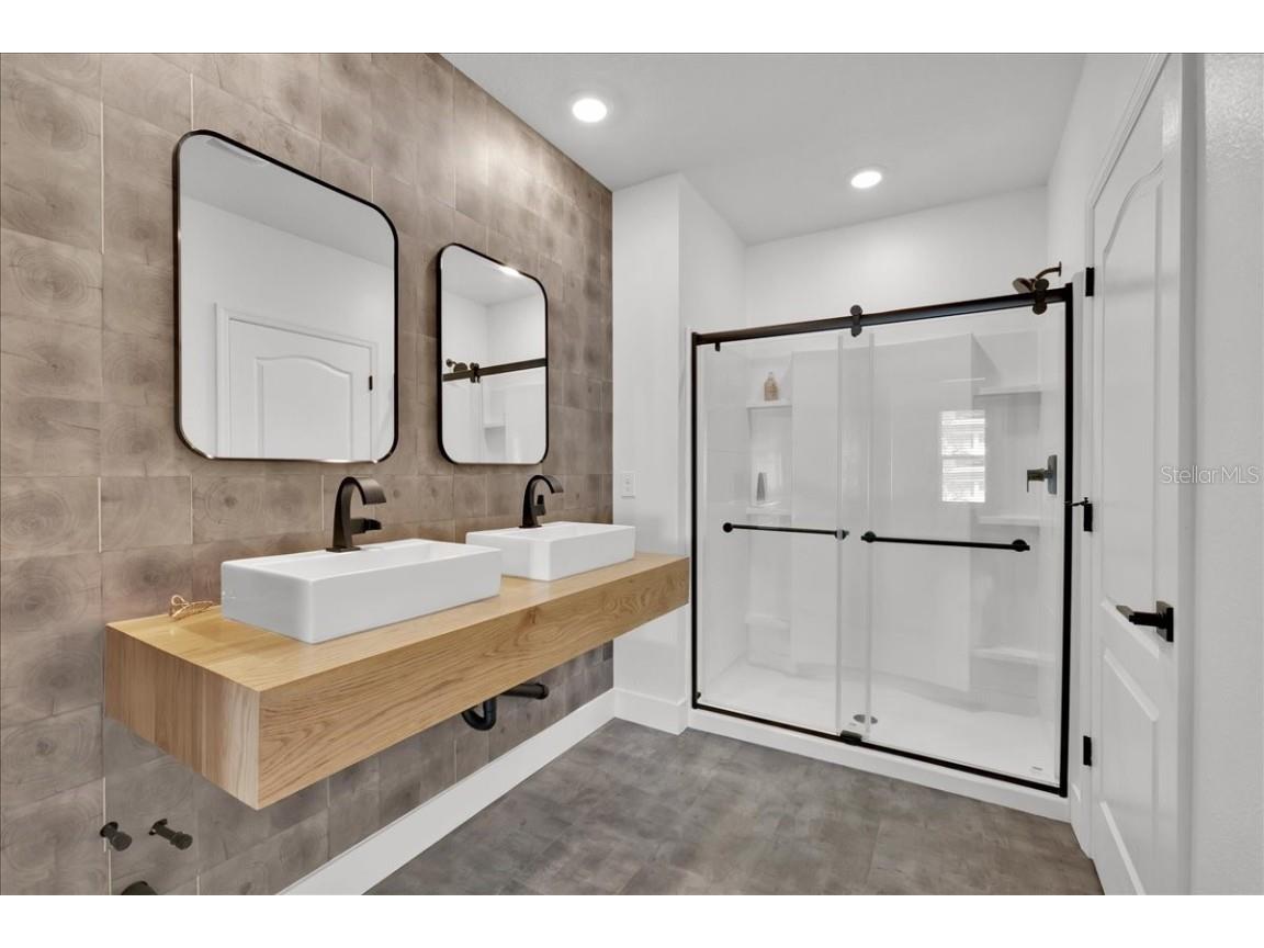 6763 Grace Hammock Road Harmony FL 34773 O6180172 image1