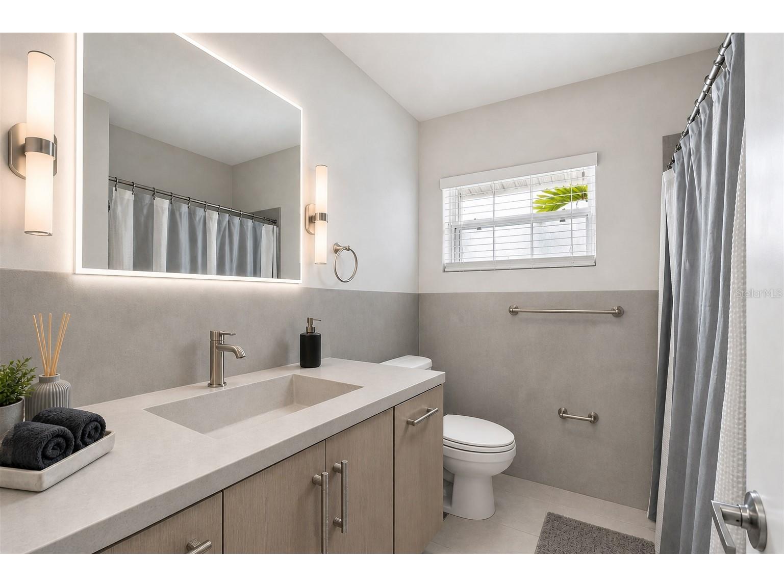 6765 11th Avenue N Saint Petersburg FL 33710 TB8493292 image27