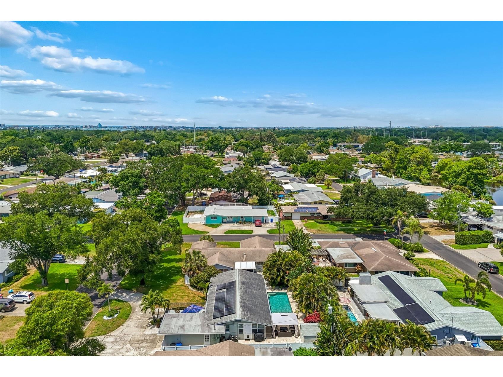 6765 11th Avenue N Saint Petersburg FL 33710 TB8493292 image40