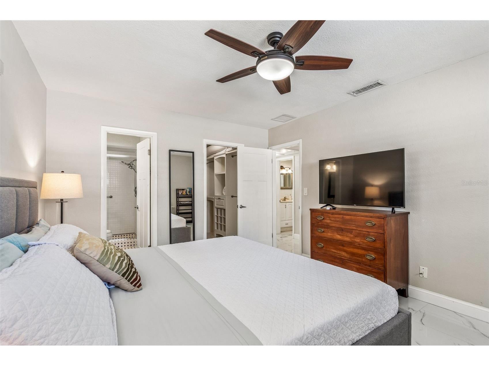 6765 11th Avenue N Saint Petersburg FL 33710 TB8514070 image21