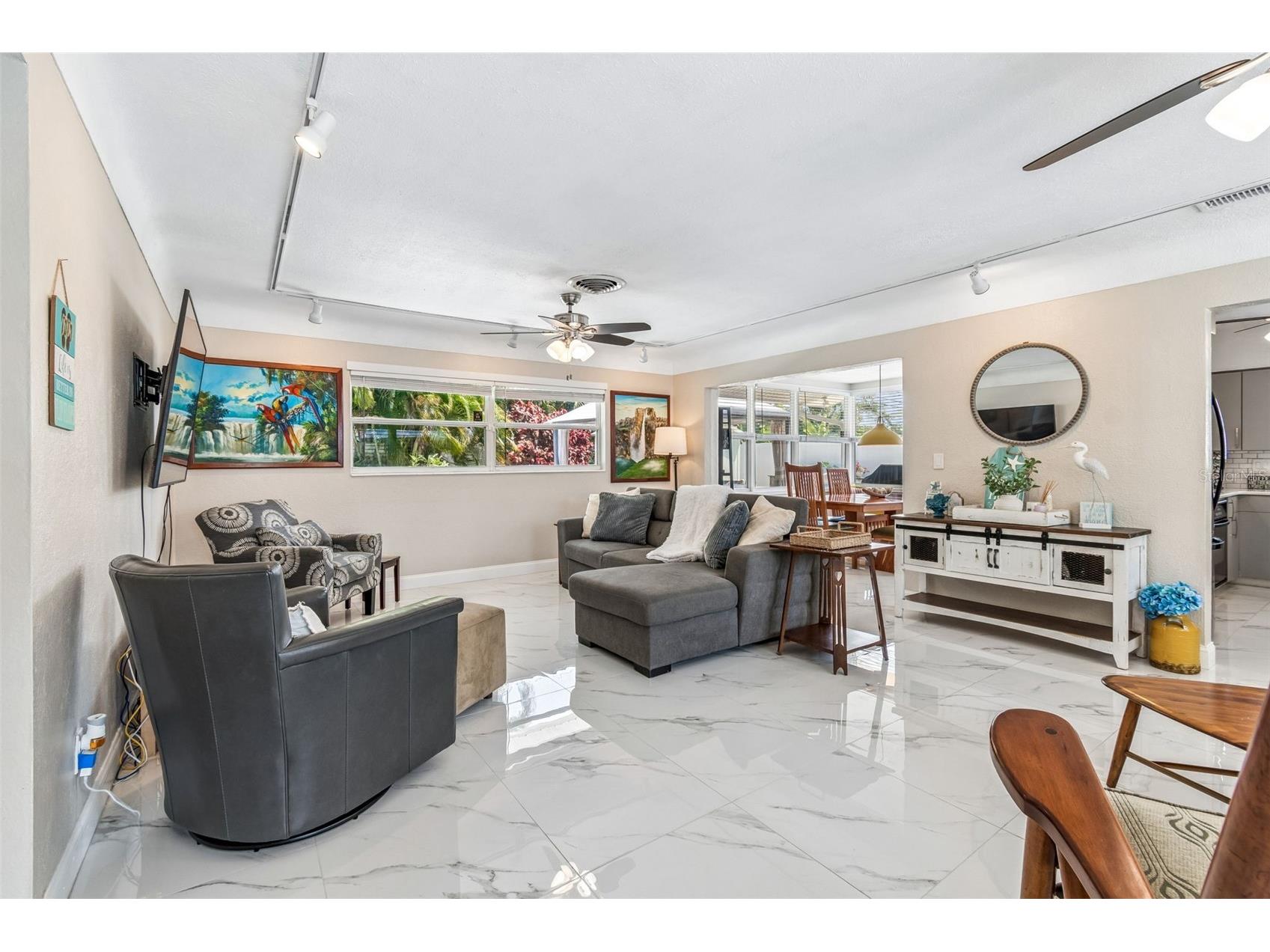 6765 11th Avenue N Saint Petersburg FL 33710 TB8514070 image6