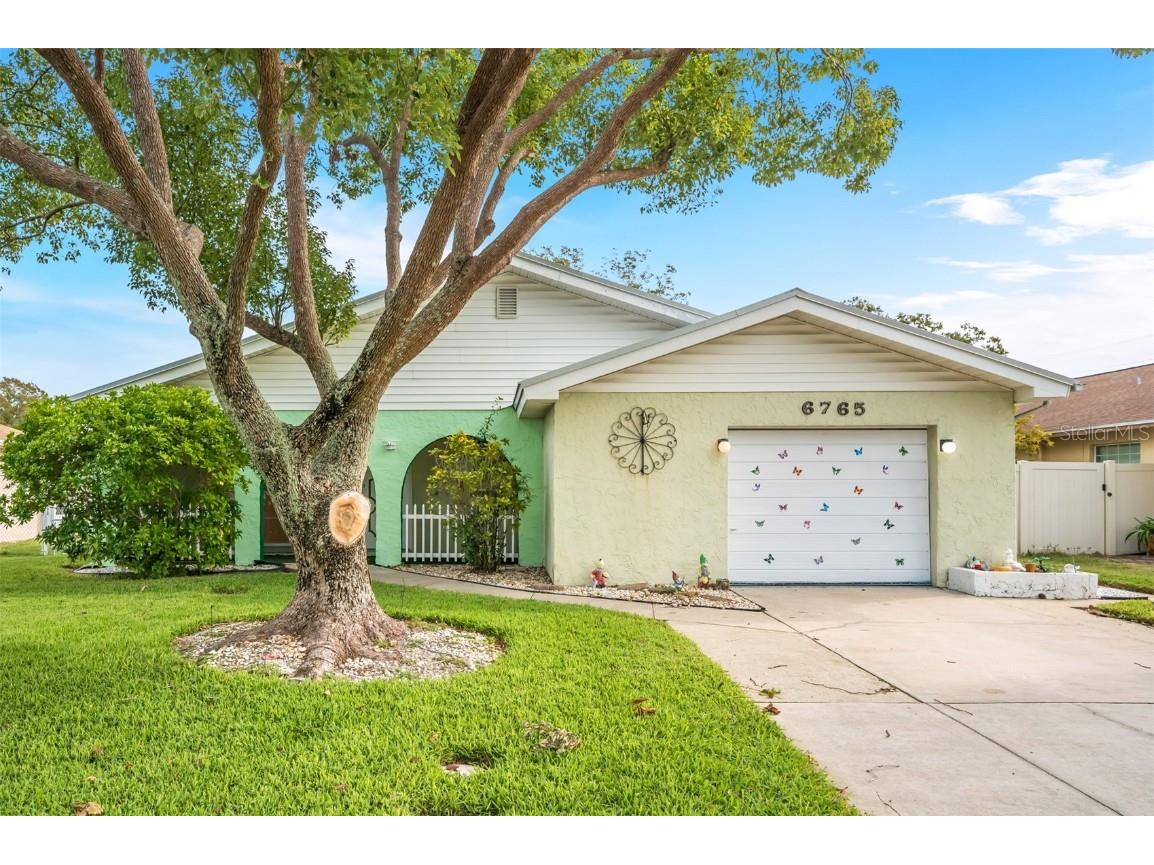 6765 64th Street N Pinellas Park FL 33781 T3493752 image1
