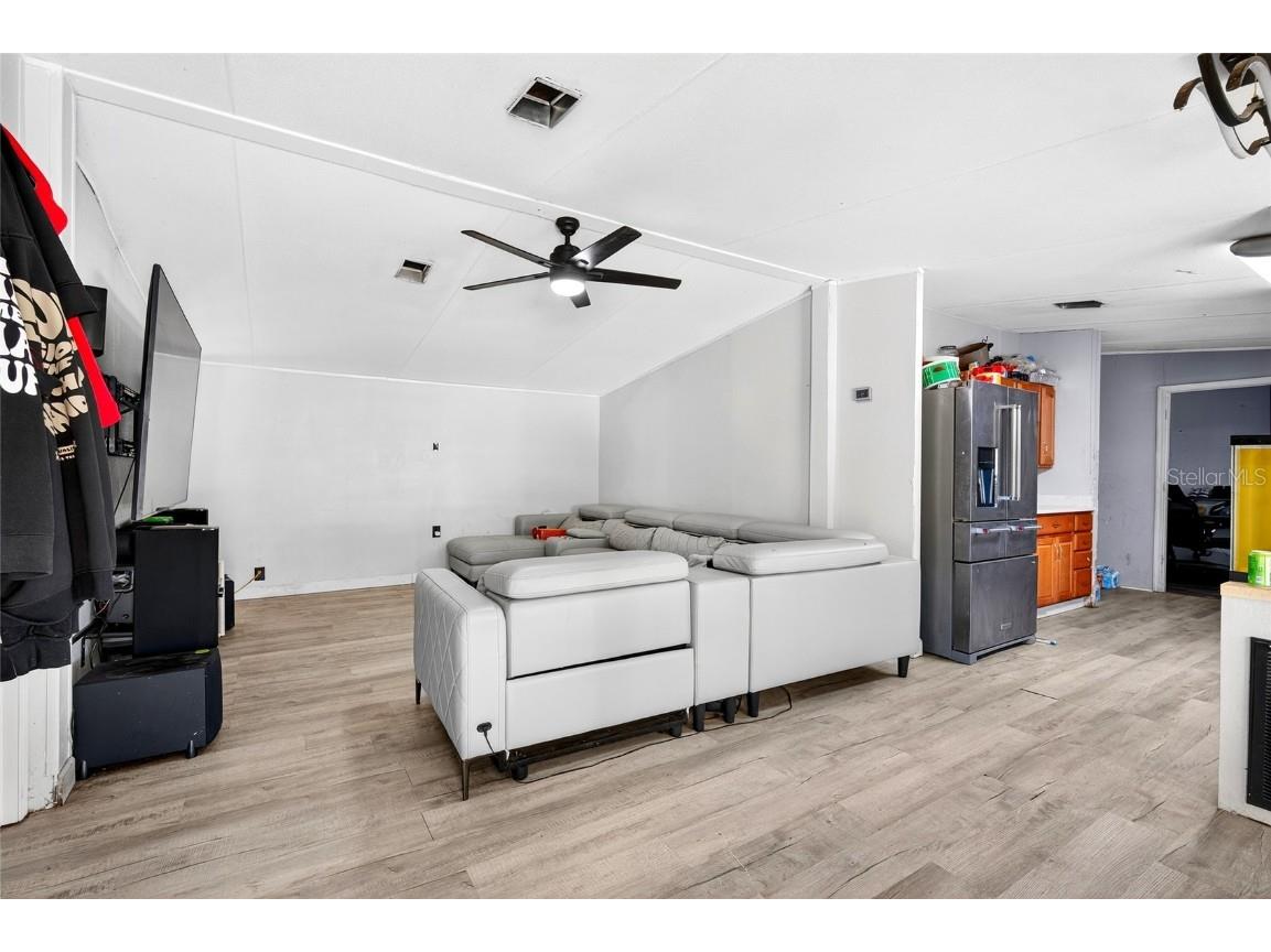 6766 NE 1st Place Ocala FL 34470 OM713153 image7