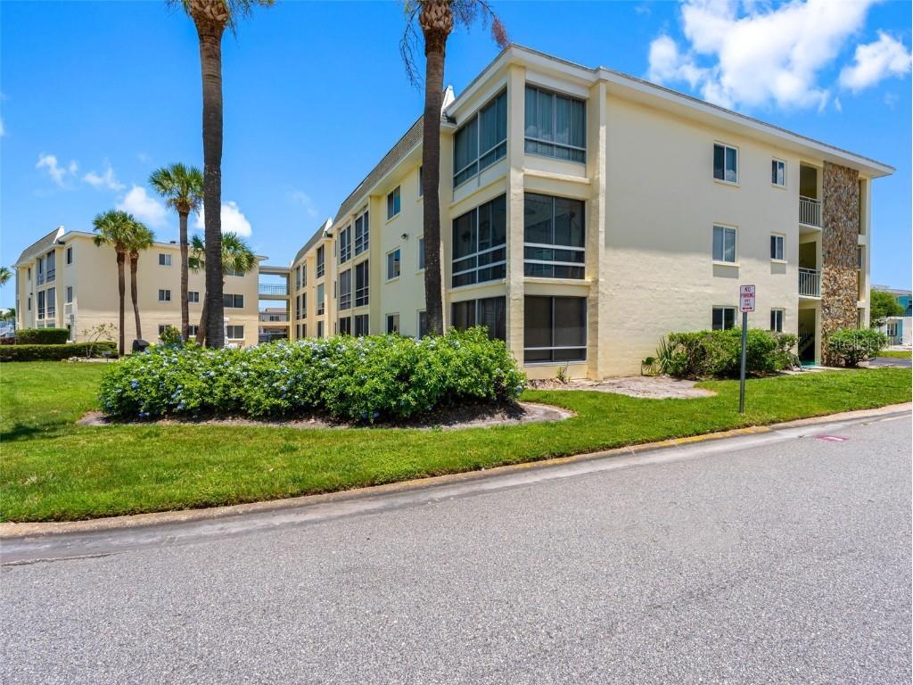 6767 Sunset Way #303 Saint Pete Beach FL 33706 TB8409221 image26