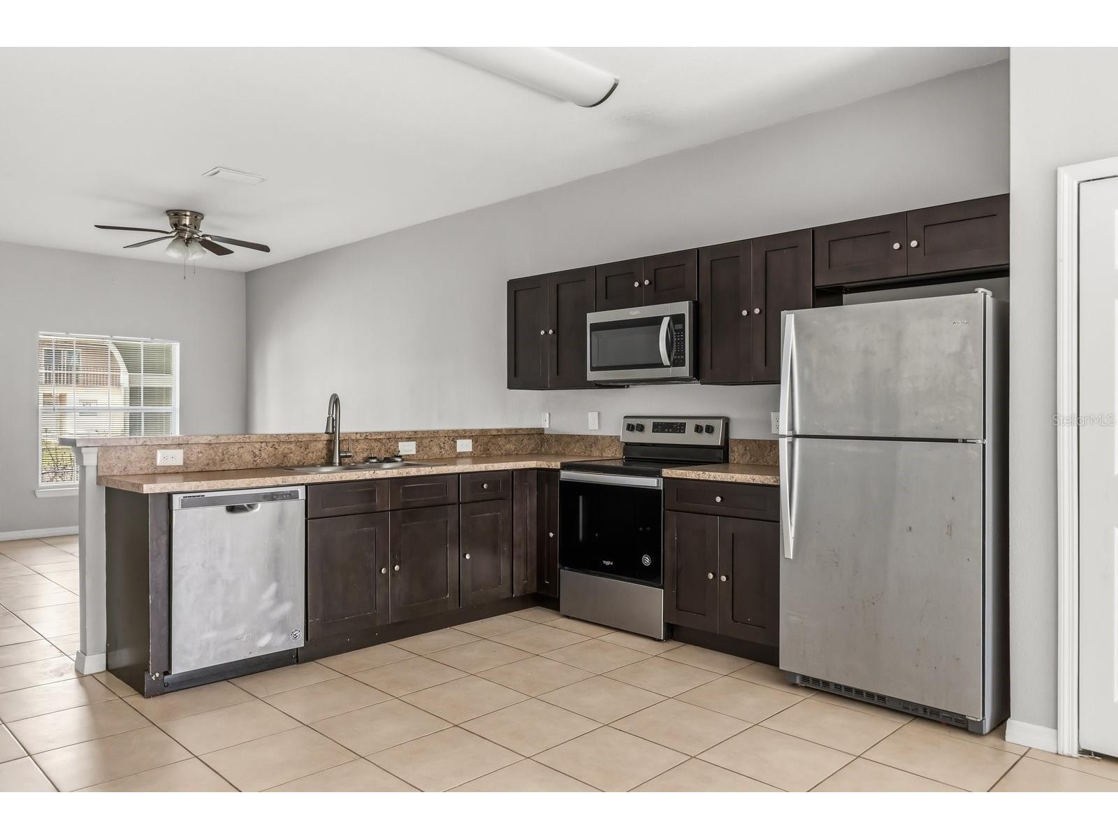 677-679 Royalty Court #2 Kissimmee FL 34758 O6395542 image4