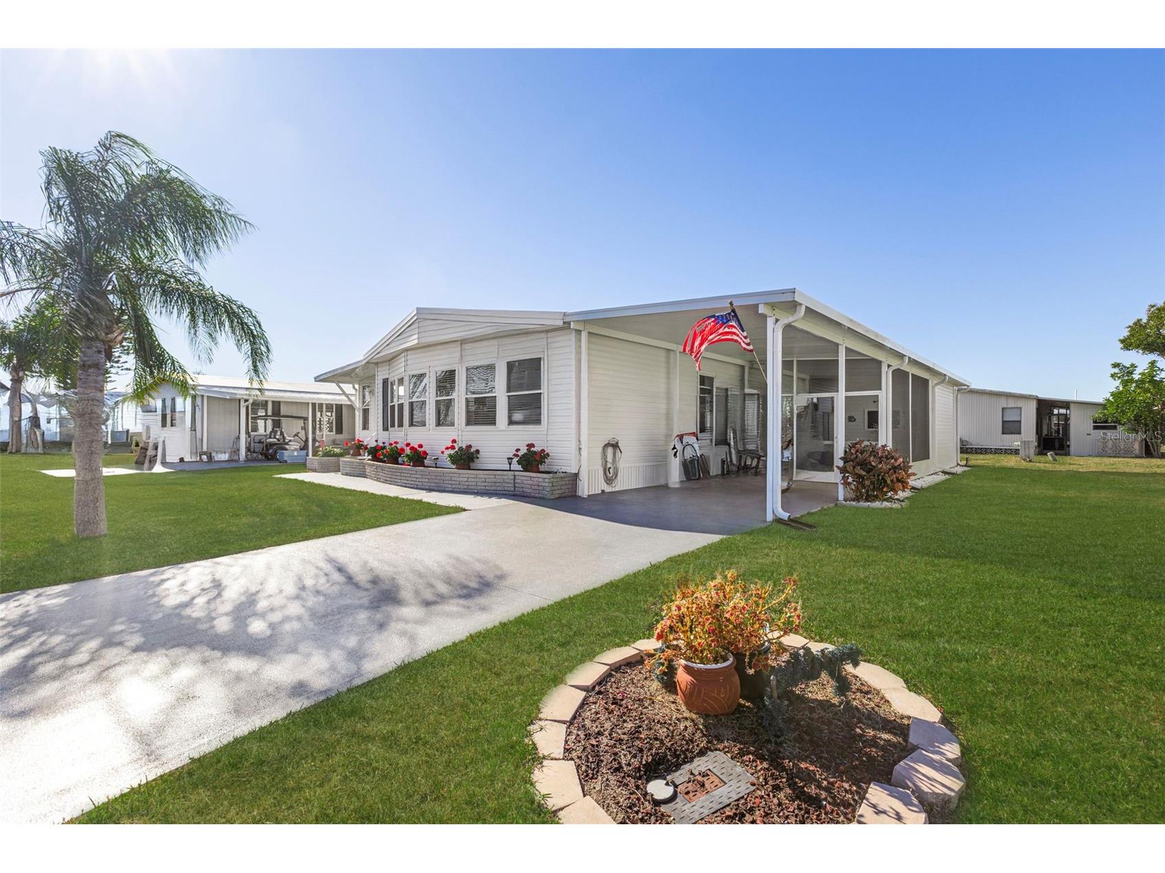 677 El Tango North Port FL 34287 TB8469022 image26