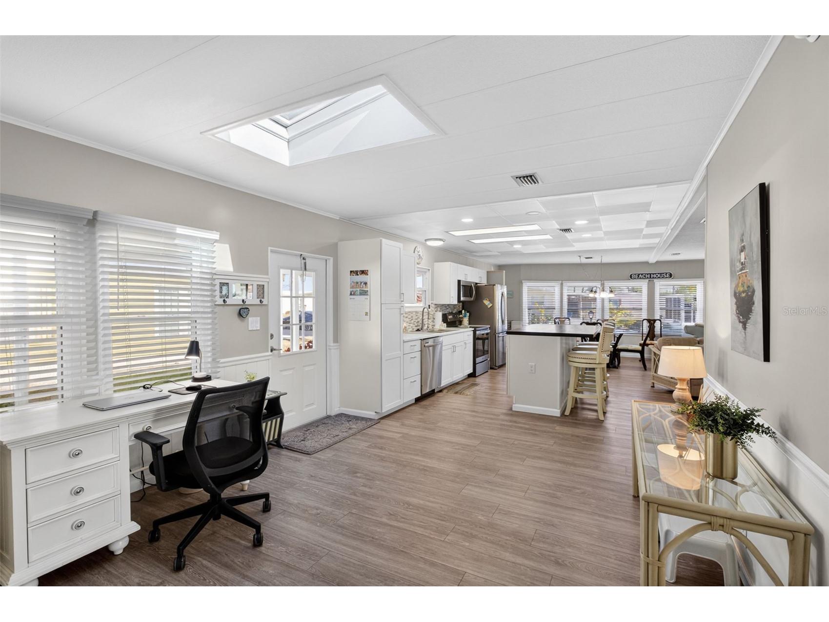 677 El Tango North Port FL 34287 TB8469022 image6