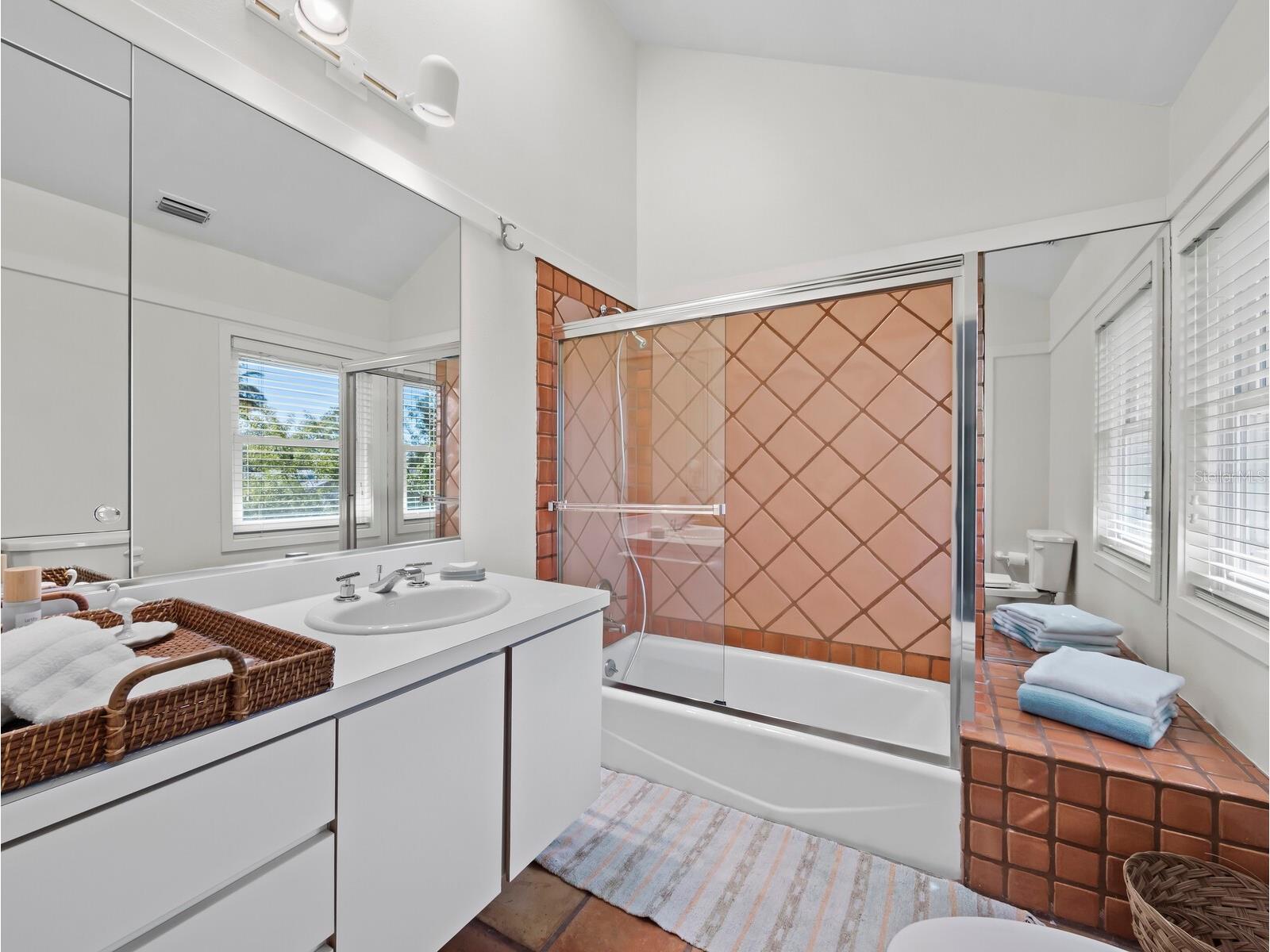 677 Lands End Drive Longboat Key FL 34228 - SAVARESE BAYOU A4682565 image41