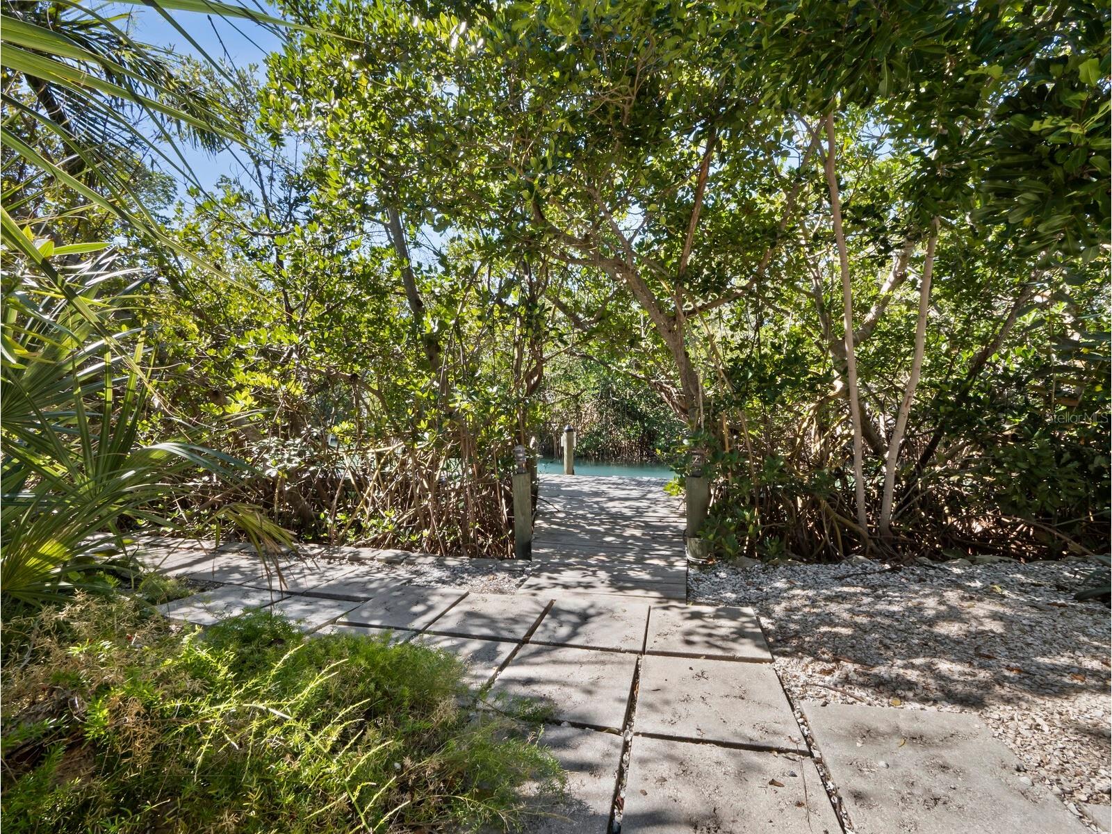 677 Lands End Drive Longboat Key FL 34228 - SAVARESE BAYOU A4682565 image47