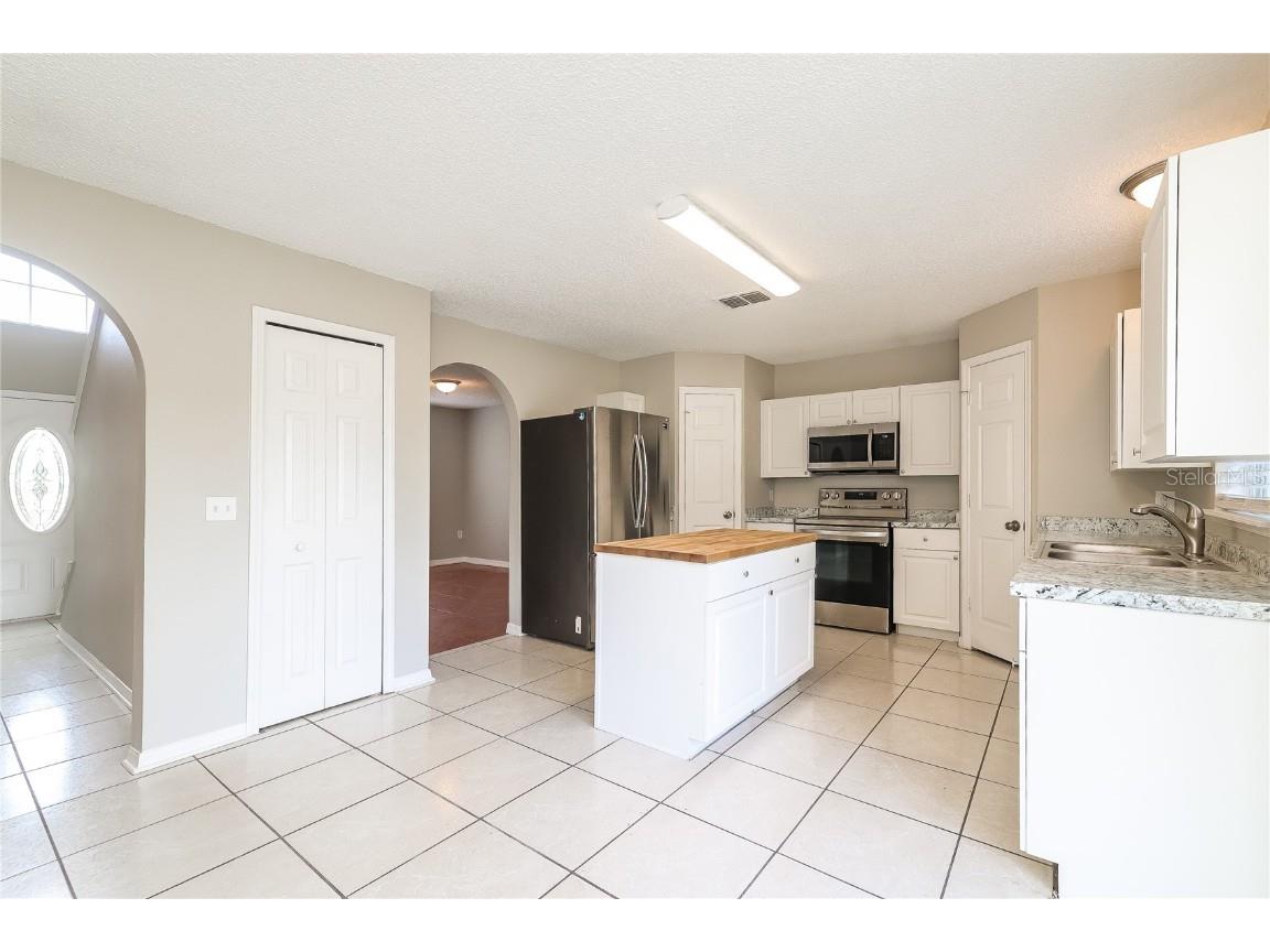 677 Milan Drive Kissimmee FL 34758 TB8450362 image3