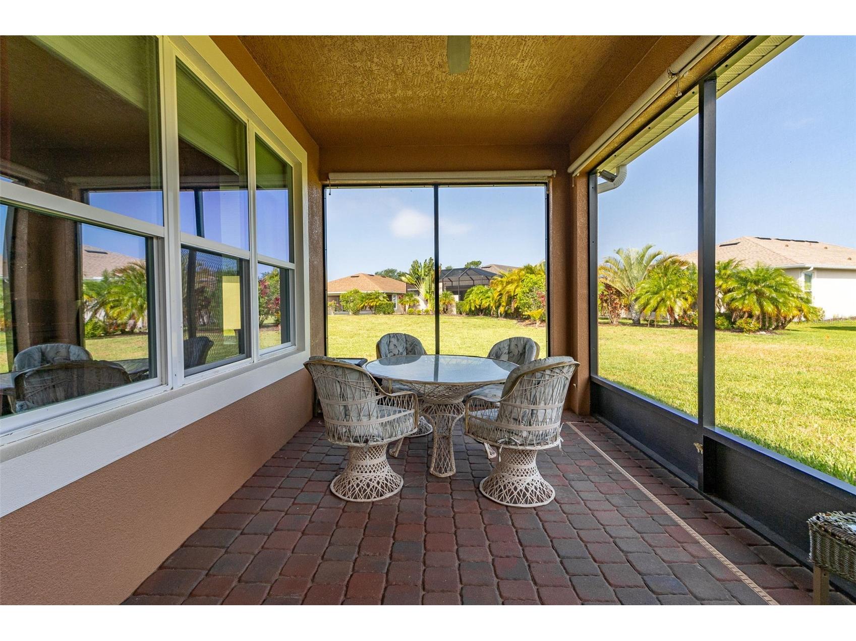 677 Via Corso Court Kissimmee FL 34759 S5140636 image38