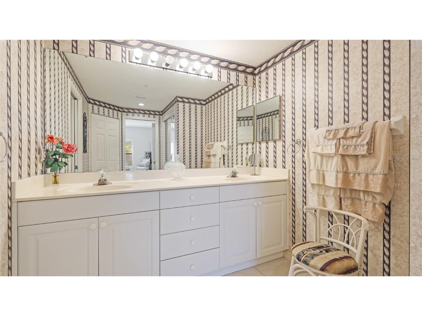 6770 Fairway Gardens Drive Bradenton FL 34203 A4674880 image19