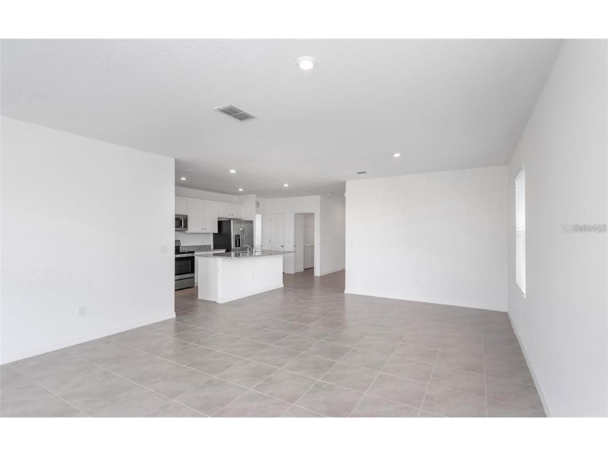 6773 Branham Mill Court Zephyrhills FL 33542 TB8425007 image5