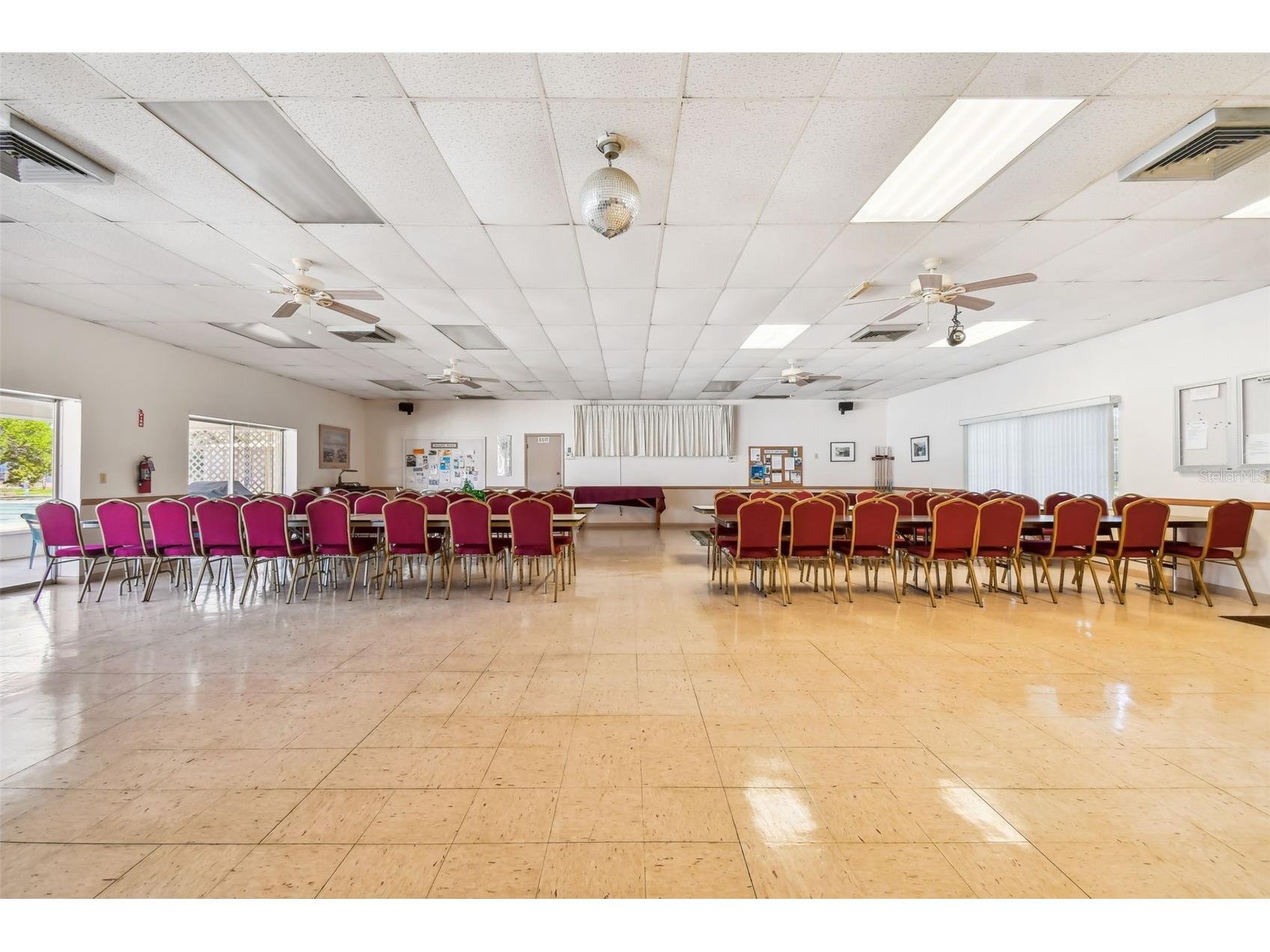 6775 Armand Place N #4 Pinellas Park FL 33781 TB8510341 image27