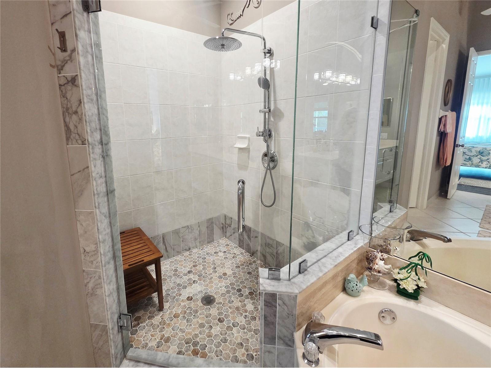 6775 Huntington Lakes Circle #202 Naples FL 34119 D6146405 image13