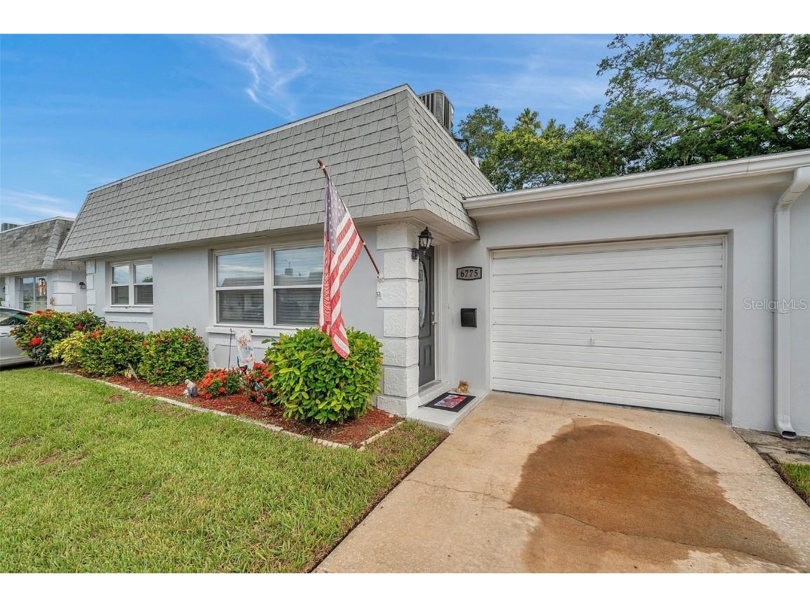 6775 Monaco N Pinellas Park FL 33781 U8250644 image1