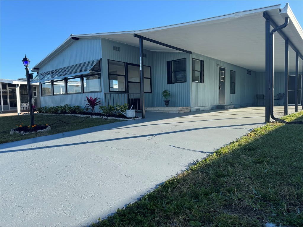 6776 Brentwood Drive NE Winter Haven FL 33881 B4901443 image1