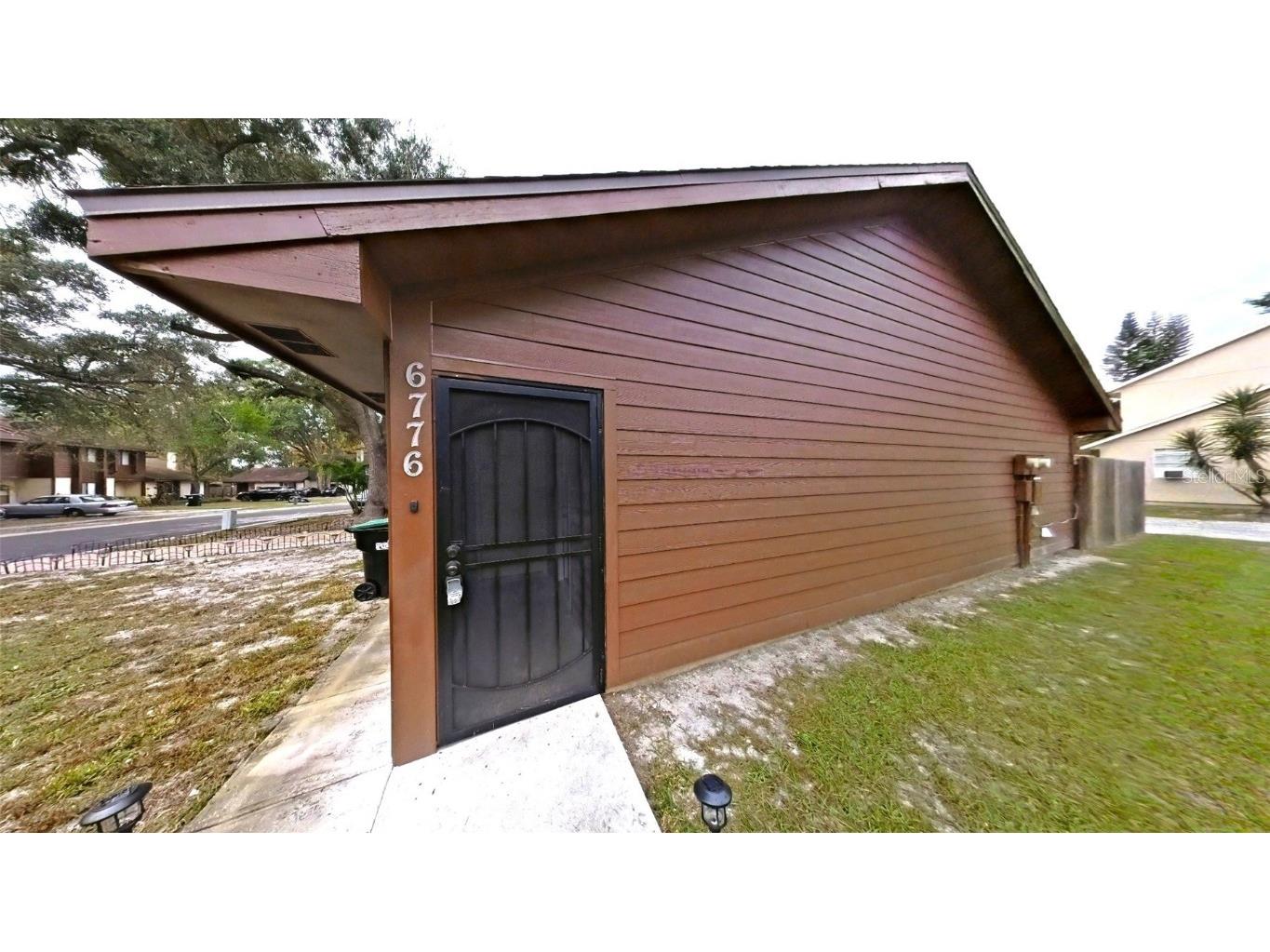 6776 Magnolia Pointe Circle Orlando FL 32810 O6165356 image1