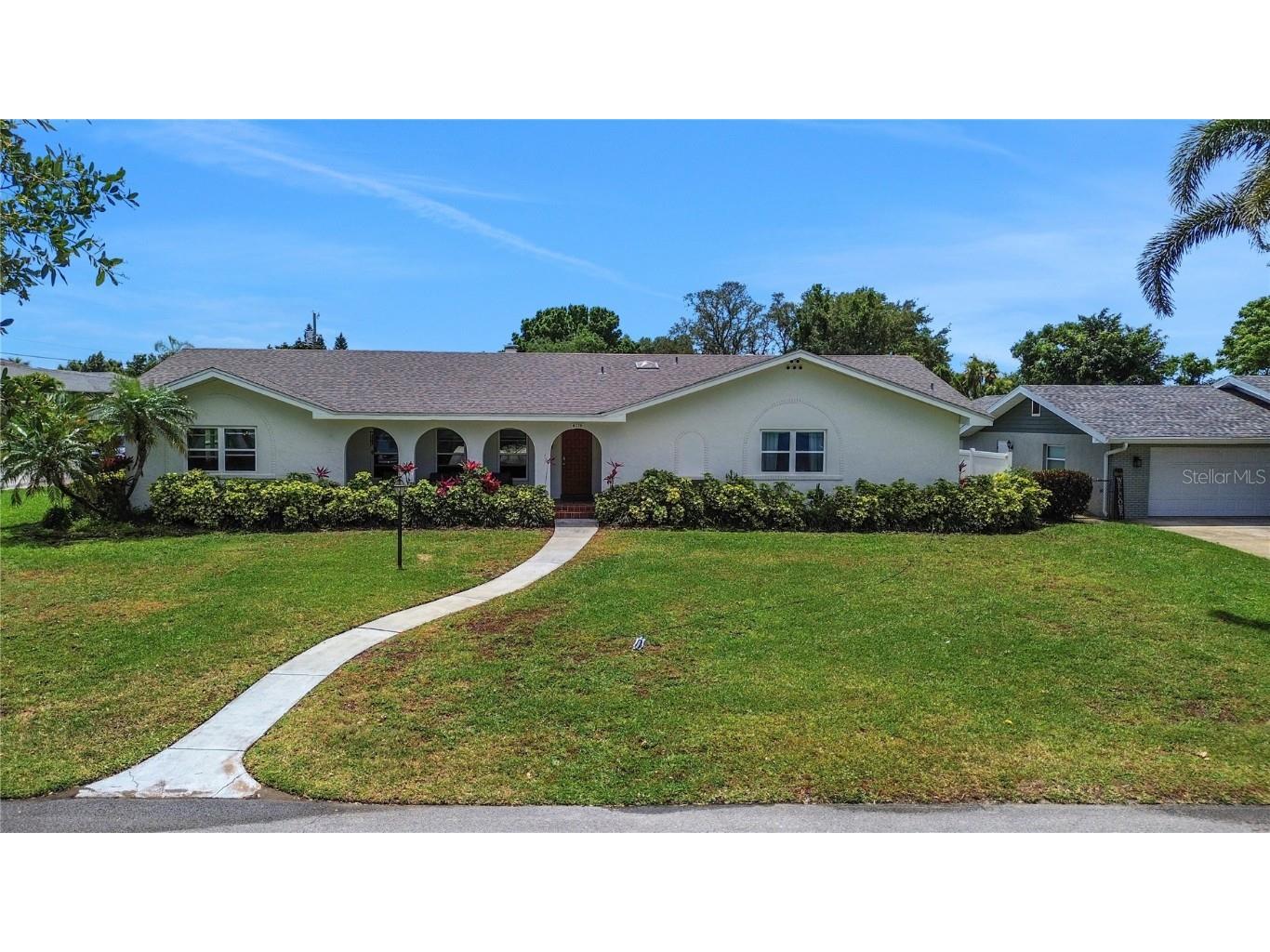 6776 Winterset Gardens Road Winter Haven FL 33884 P4930159 image1