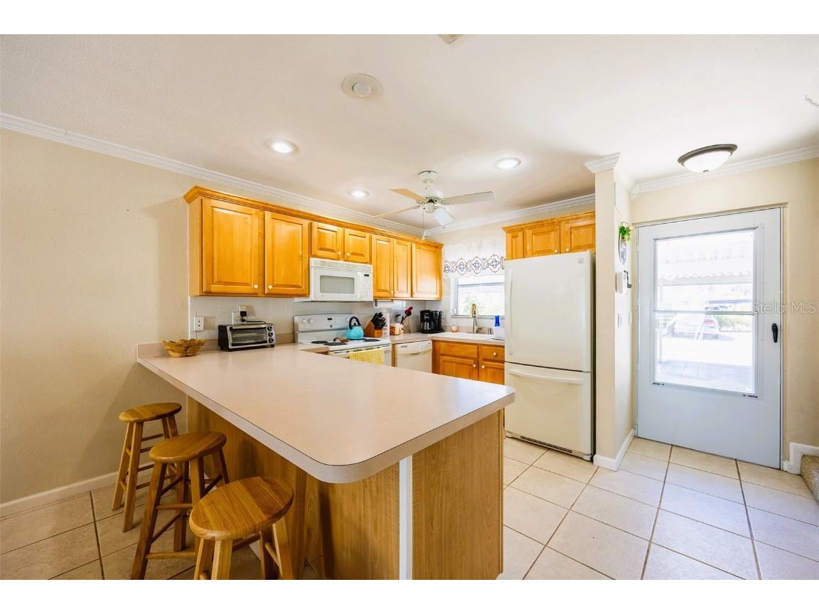 6777 Winkler Road #150 Fort Myers FL 33919 C7517208 image4