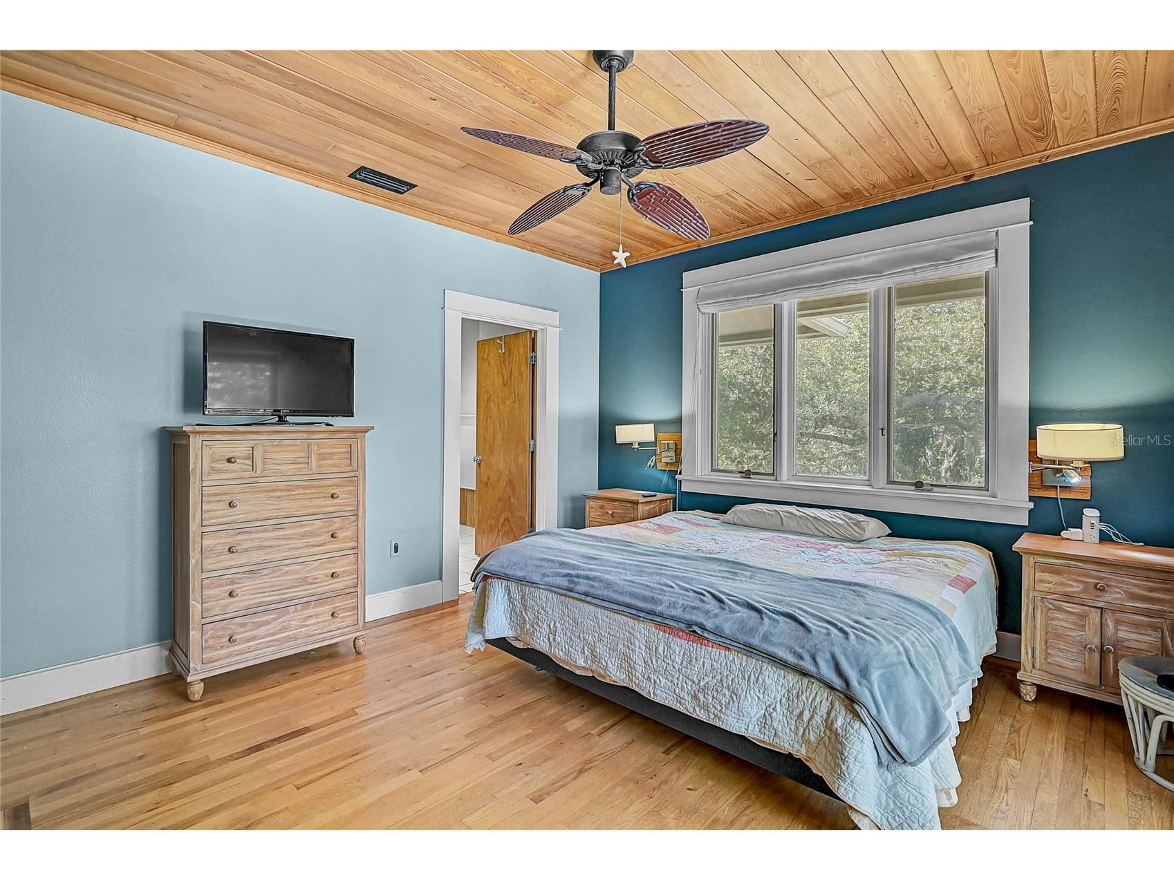 678 Faith Avenue Osprey FL 34229 A4674865 image17