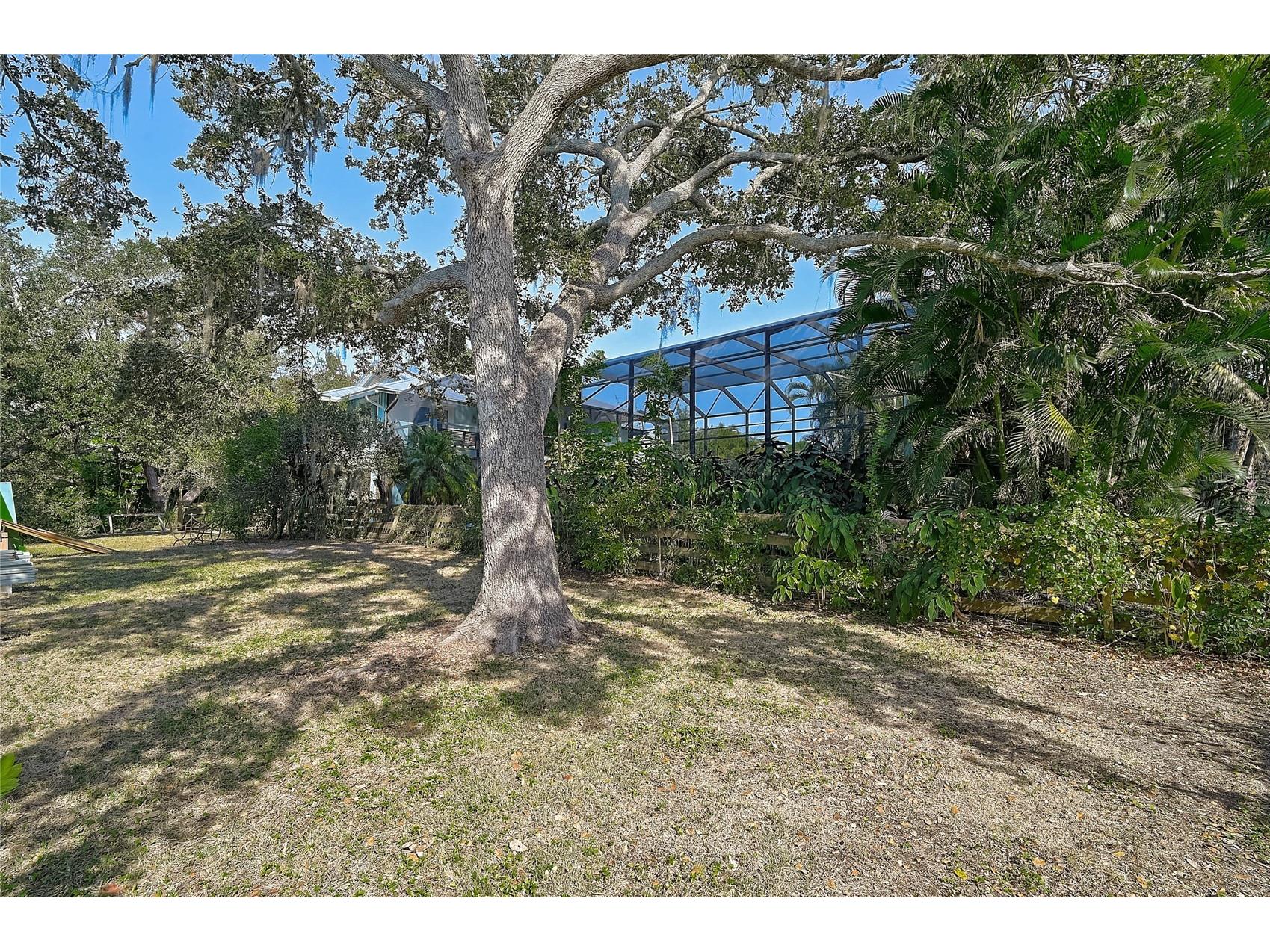 678 Faith Avenue Osprey FL 34229 A4674865 image41
